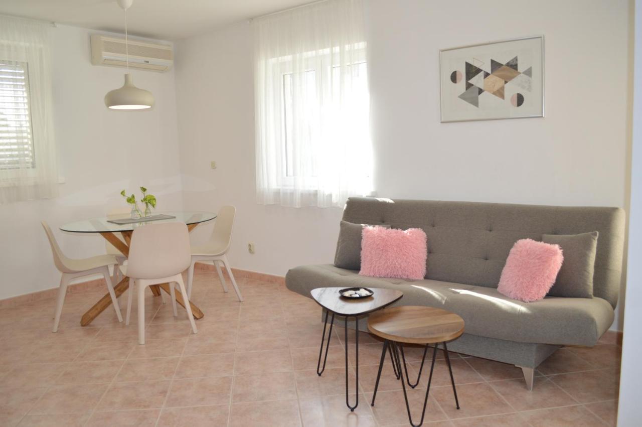 Apartmani Milin Zadar Zewnętrze zdjęcie